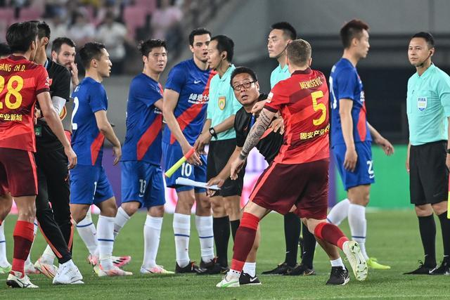 意甲-拉斯帕多里补时绝杀 尤文图斯0-1那不勒斯